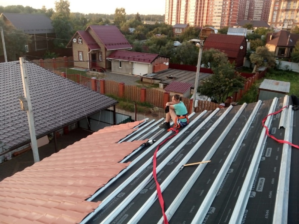 Металлочерепица Геркулес 8004 терракотовый Стальной Бархат от Центра Металлокровли в Ростове-на-Дону